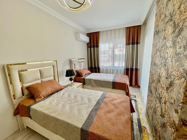 Furnished 2+1 apartment with separate kitchen in Mahmutlar district