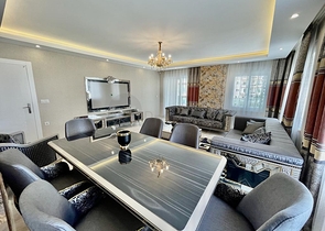 Furnished 2+1 apartment with separate kitchen in Mahmutlar district