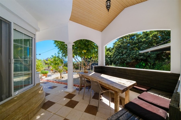 Villa 4+1 in the very center of Alanya