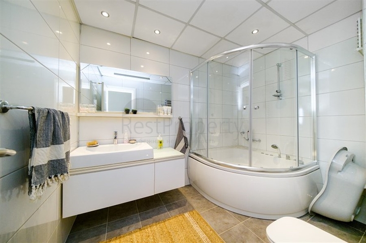 Villa 4+1 in the very center of Alanya