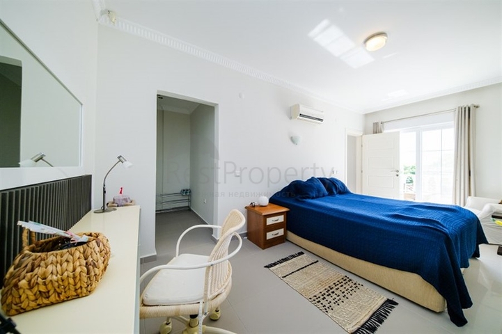 Villa 4+1 in the very center of Alanya