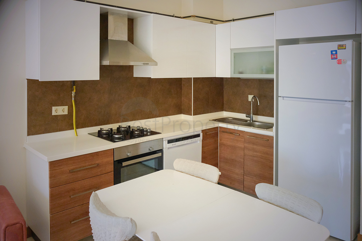 1+1 apartment in a residential complex in Bahcesehir district