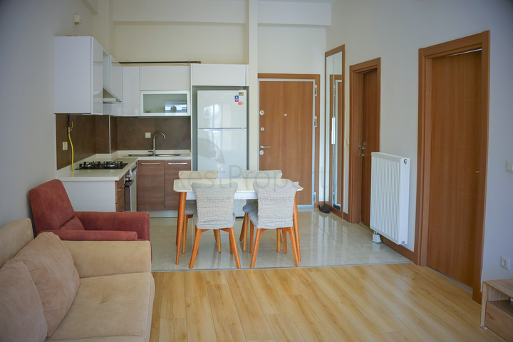 1+1 apartment in a residential complex in Bahcesehir district