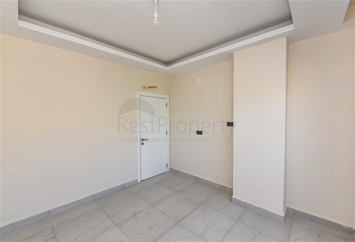 Large spacious penthouse in Kargicak