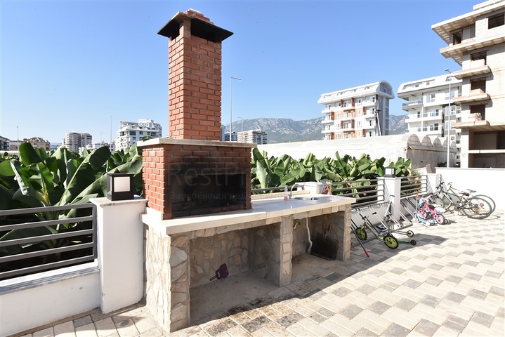 Large spacious penthouse in Kargicak