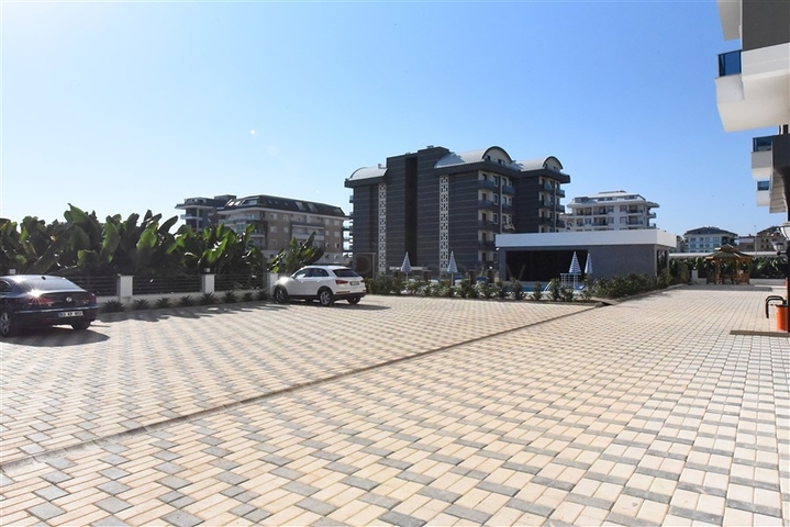 2+1 penthouse in a new house 400 m from the sea 