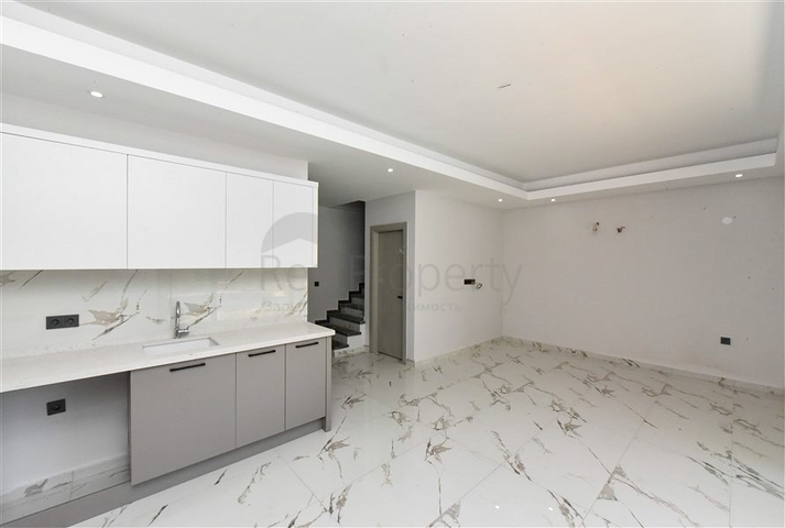 Garden duplex 2+1 in Tosmur area