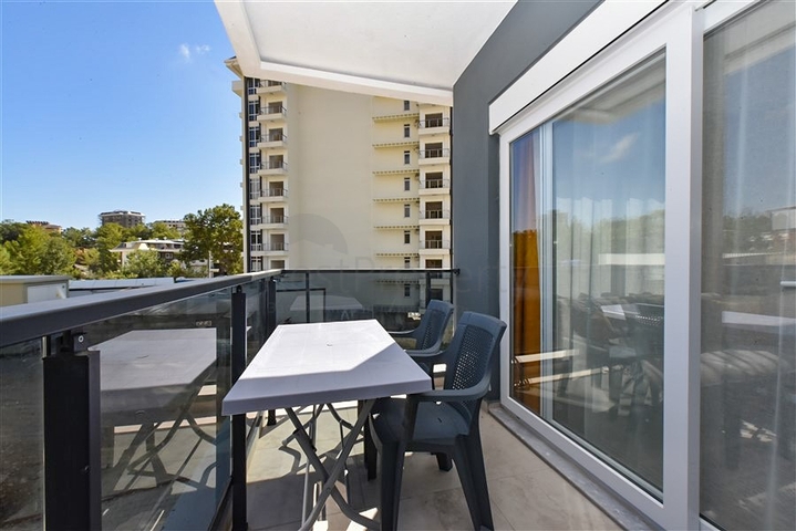 Furnished 1+1 apartment in a new complex in Avsallar