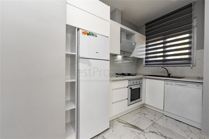 Furnished 1+1 apartment in a new complex in Avsallar