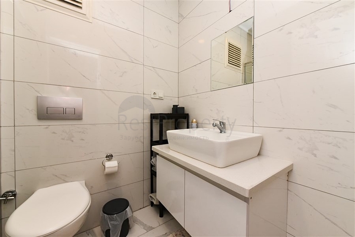 Furnished 1+1 apartment in a new complex in Avsallar