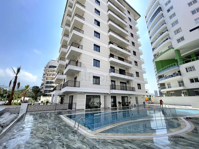 1+1 apartment in Mahmutlar district