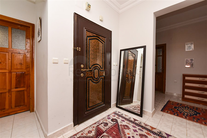 3+1 apartment with separate kitchen at the foot of the Alanya Fortress
