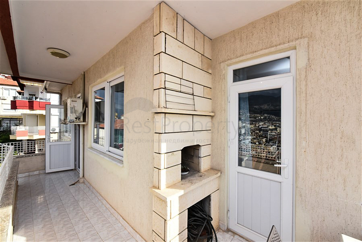 3+1 apartment with separate kitchen at the foot of the Alanya Fortress