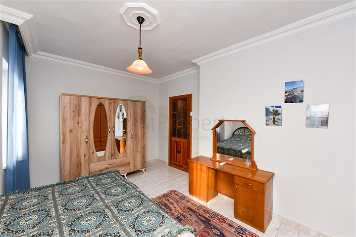 3+1 apartment with separate kitchen at the foot of the Alanya Fortress