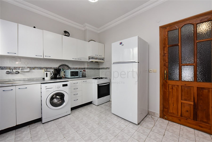 3+1 apartment with separate kitchen at the foot of the Alanya Fortress