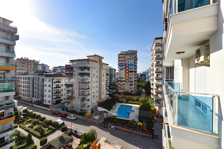 Furnished 1+1 apartment in Mahmutlar district