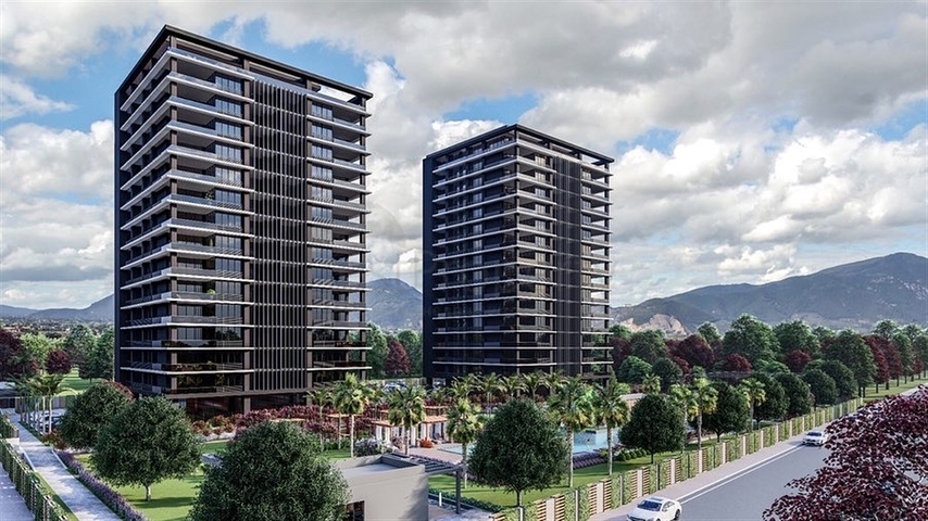 Spacious 5+1 apartments in the central area of Yenisehir