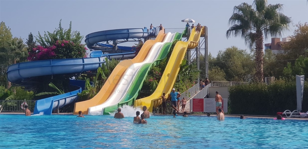 Apartments for sale in a ready-made residential complex in Erdemli district