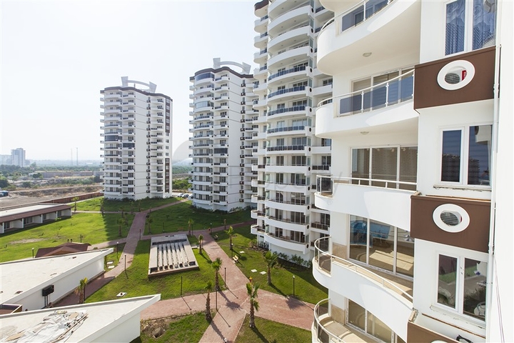 Spacious apartments in a ready-made complex 200 meters from the sea in the area of Erdemli