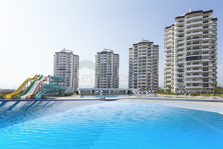 Spacious apartments in a ready-made complex 200 meters from the sea in the area of Erdemli