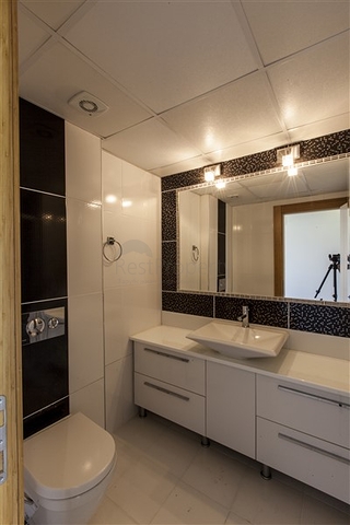 Apartments with hotel infrastructure on the first coastline