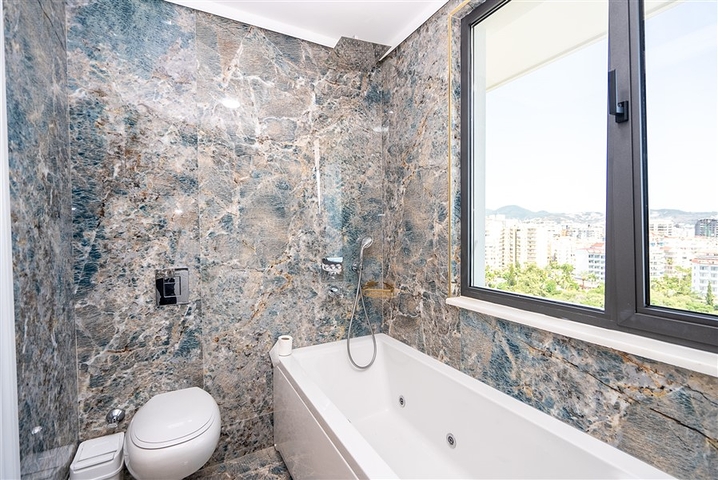 Spacious two-storey penthouse for citizenship on the first coastline 