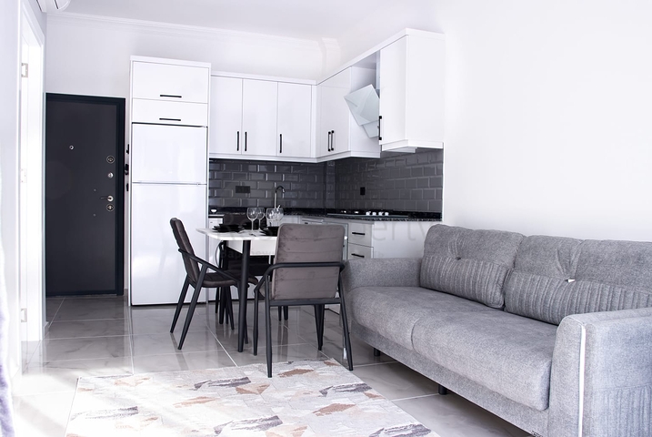 1+1 apartment in Avsallar district