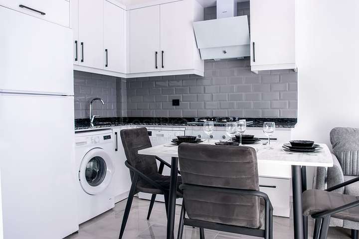 1+1 apartment in Avsallar district