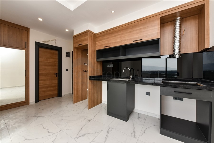 1+1 apartment in Mahmutlar district