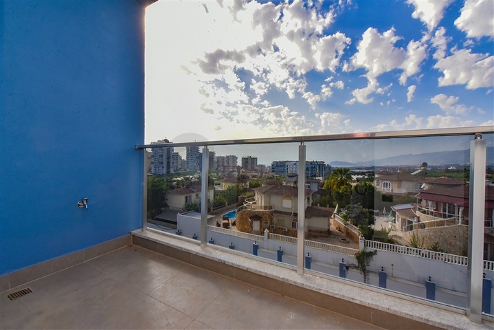 1+1 apartment in Mahmutlar district