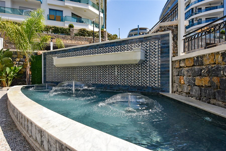 2+1 penthouse with stunning sea views in a premium class complex