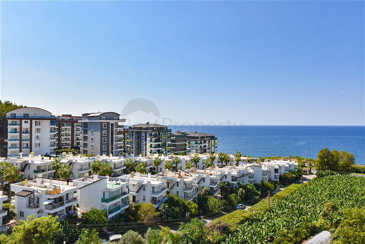 2+1 penthouse with stunning sea views in a premium class complex