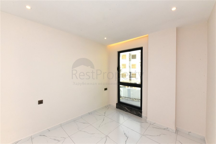 Apartments in the very center of Alanya with sea view 