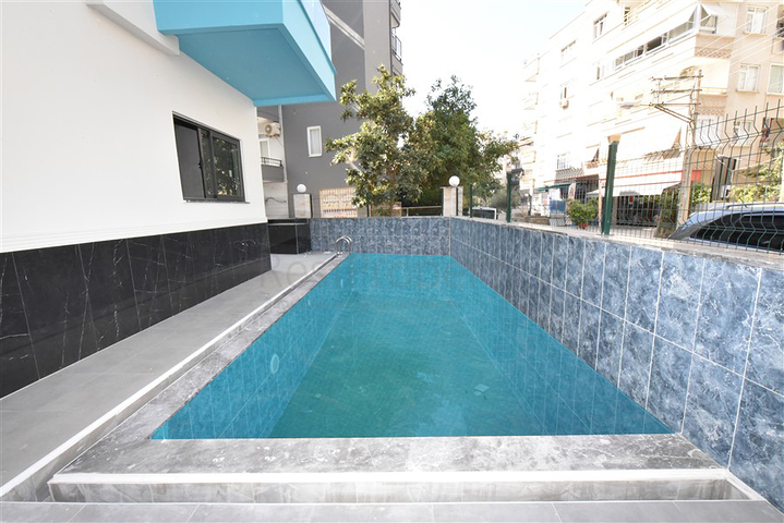Apartments in the very center of Alanya with sea view 