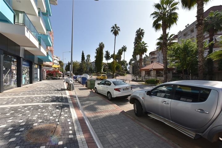 Apartments in the very center of Alanya with sea view 