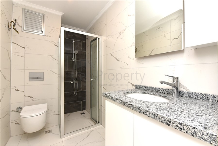 Apartments in the very center of Alanya with sea view 