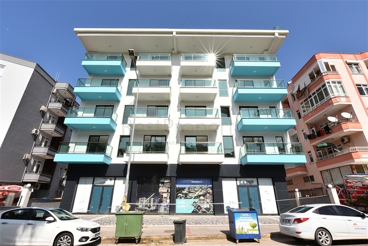 Apartments in the very center of Alanya with sea view 