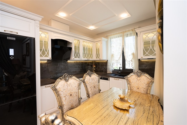 Apartment for sale in a premium class residence on the first coastline