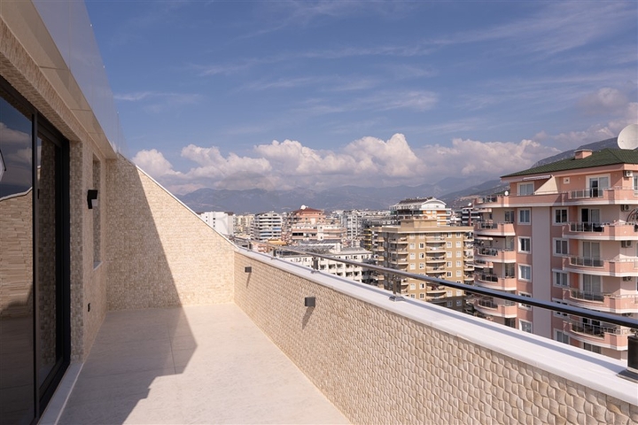 3+1 penthouse on the first coastline