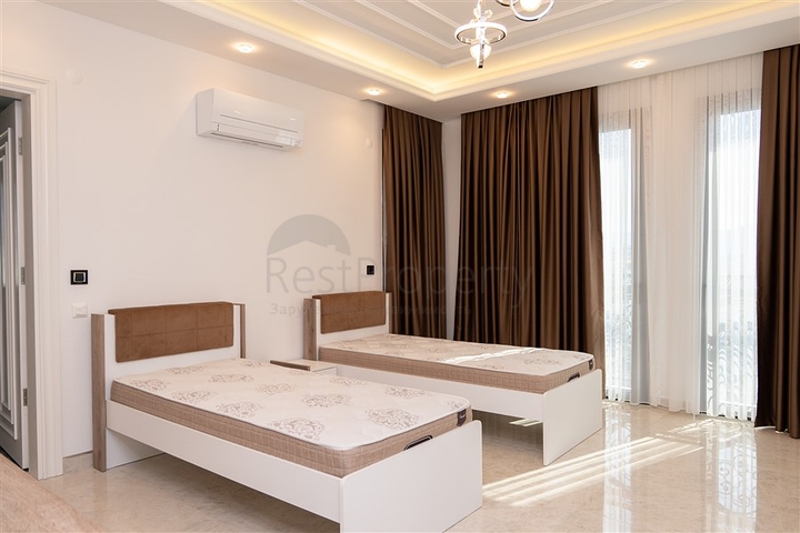 3+1 penthouse on the first coastline