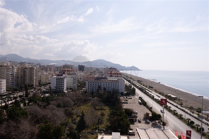 3+1 penthouse on the first coastline