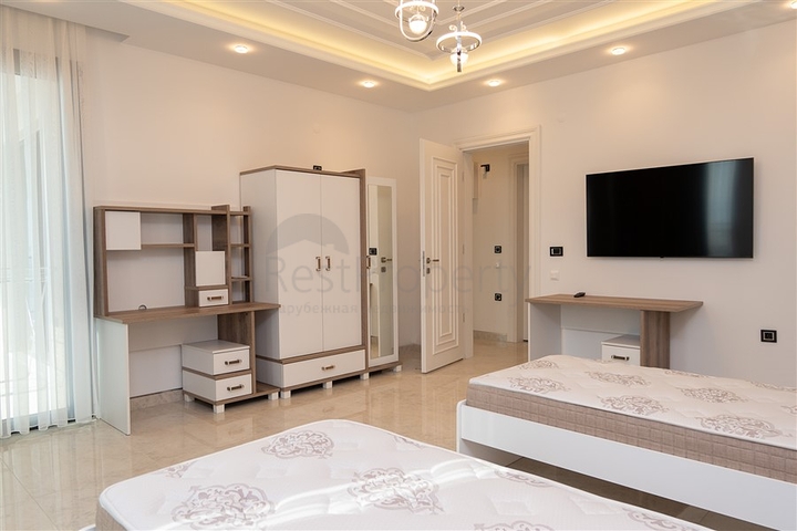 3+1 penthouse on the first coastline