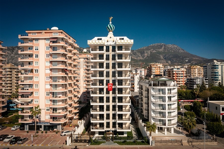 3+1 penthouse on the first coastline