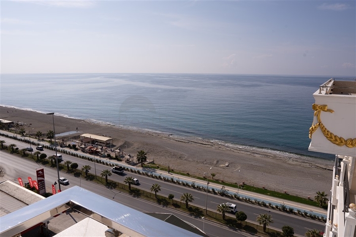 3+1 penthouse on the first coastline