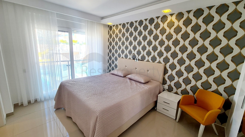 Furnished 3+1 penthouse in Kargicak.