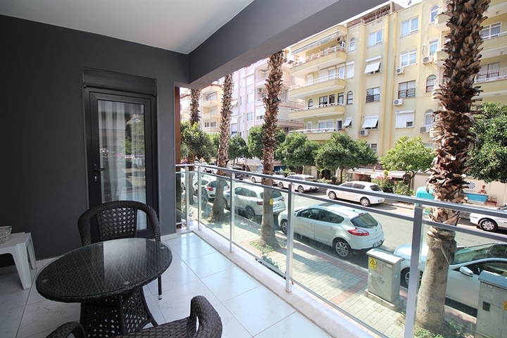 Furnished 2+1 apartment in the very center of Alanya