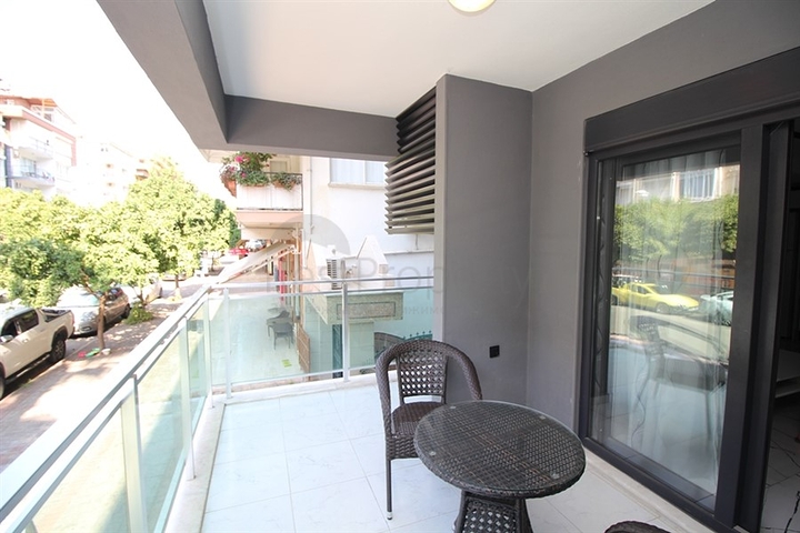 Furnished 2+1 apartment in the very center of Alanya