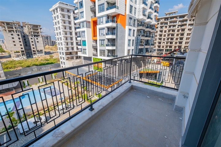 1+1 apartment in Mahmutlar district