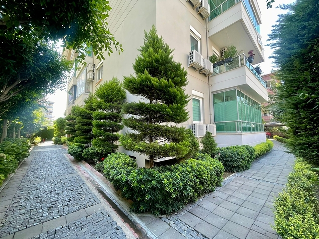 One-bedroom apartment in a comfortable area of Oba