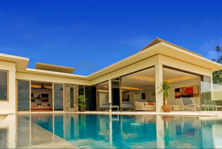 Villa complex with open sea view